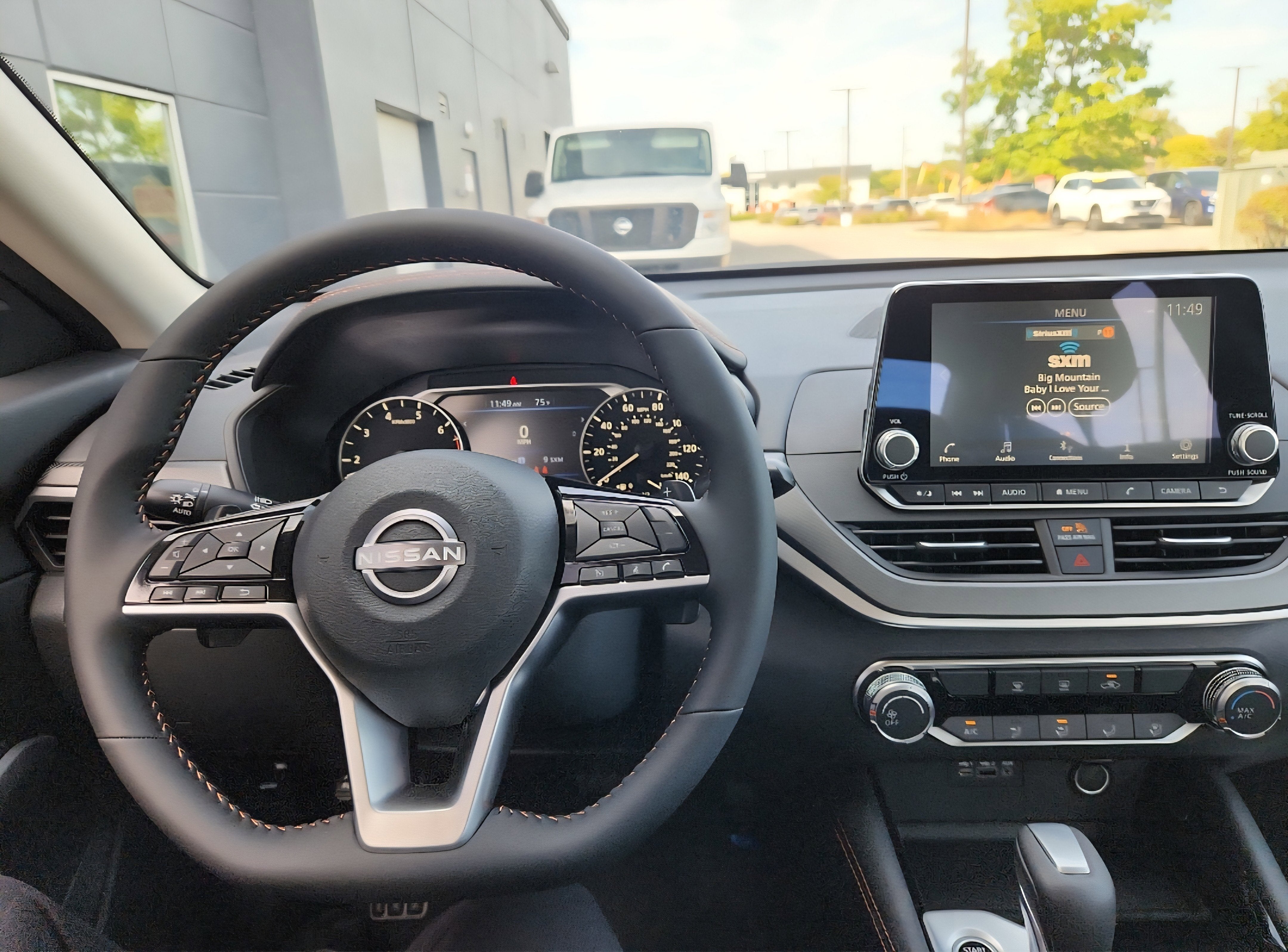 2025 Nissan Altima SR