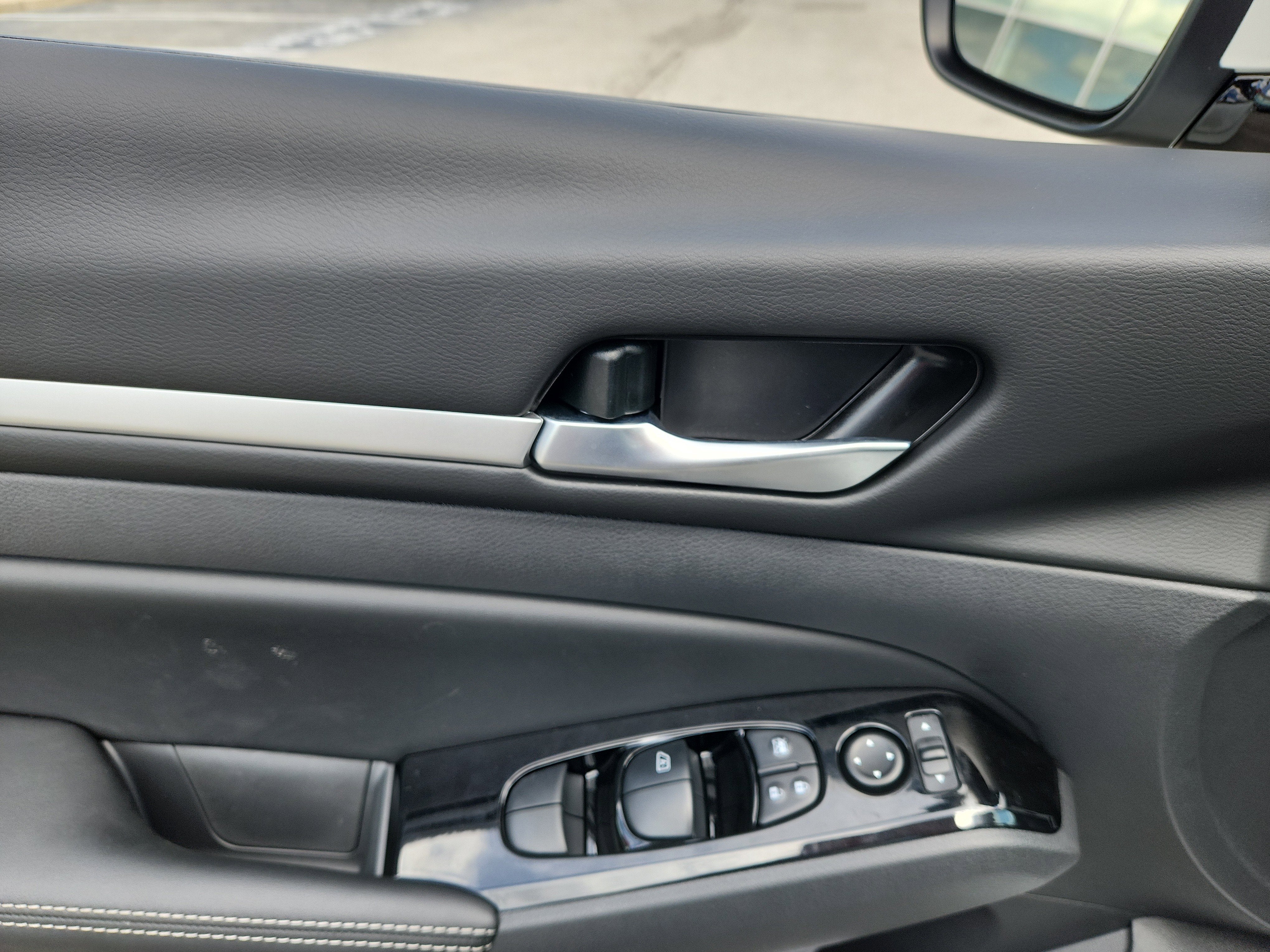 2025 Nissan Altima SL