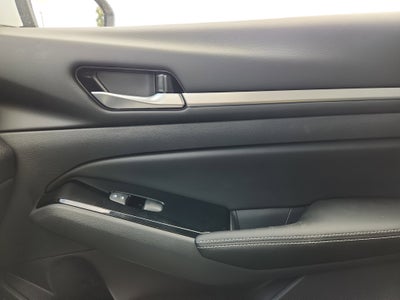 2025 Nissan Altima SL