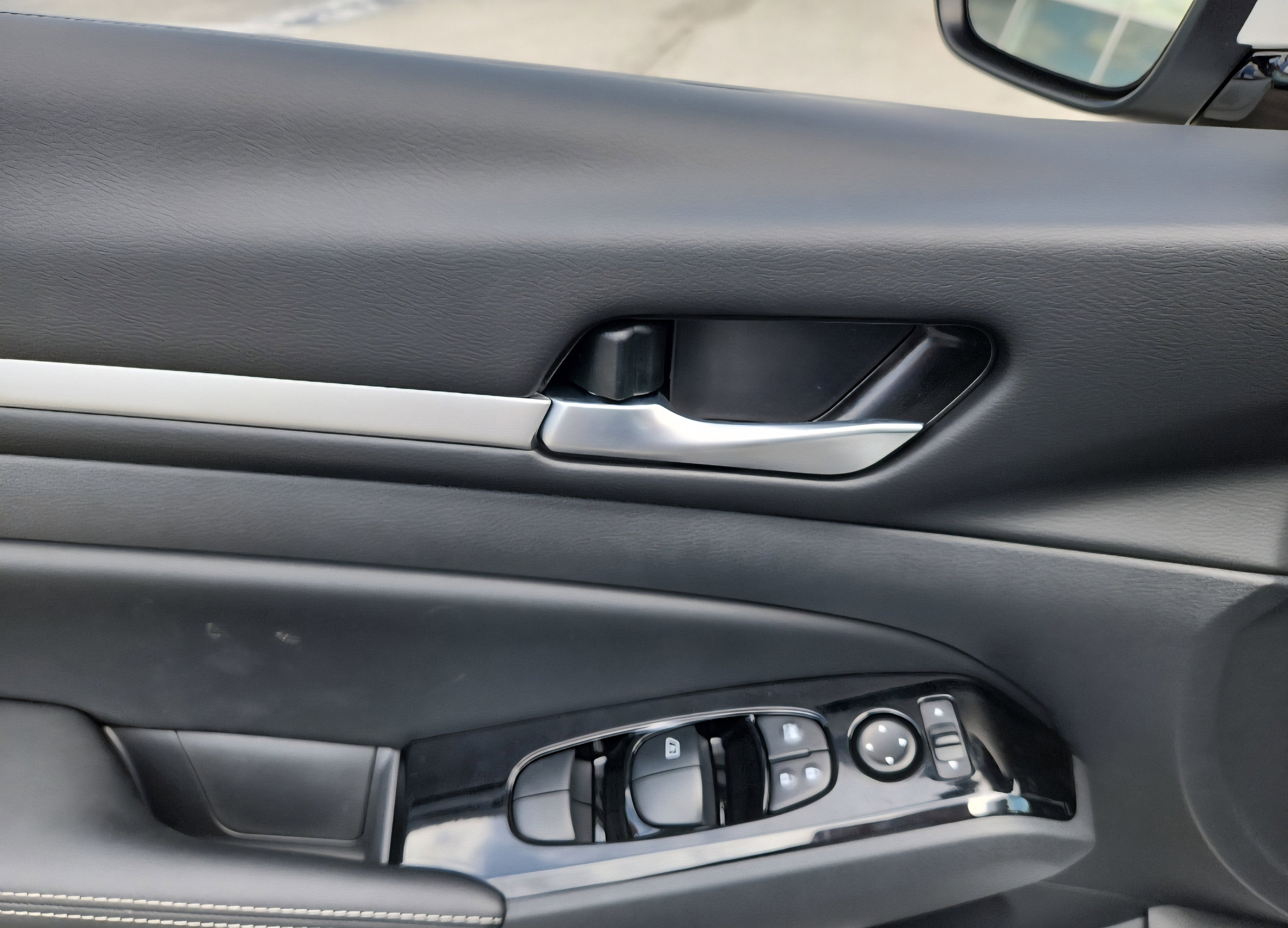 2025 Nissan Altima SL