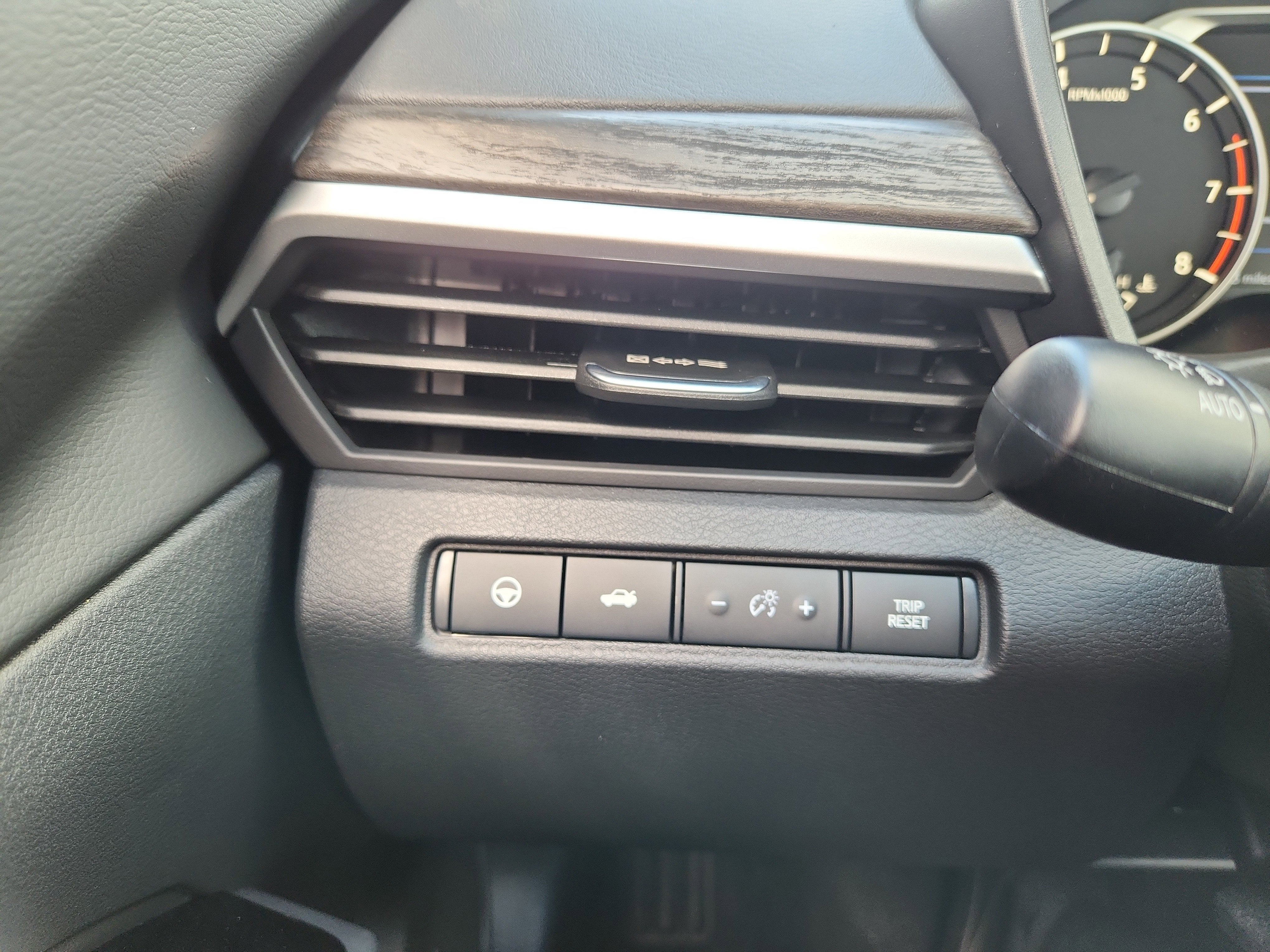 2025 Nissan Altima SL