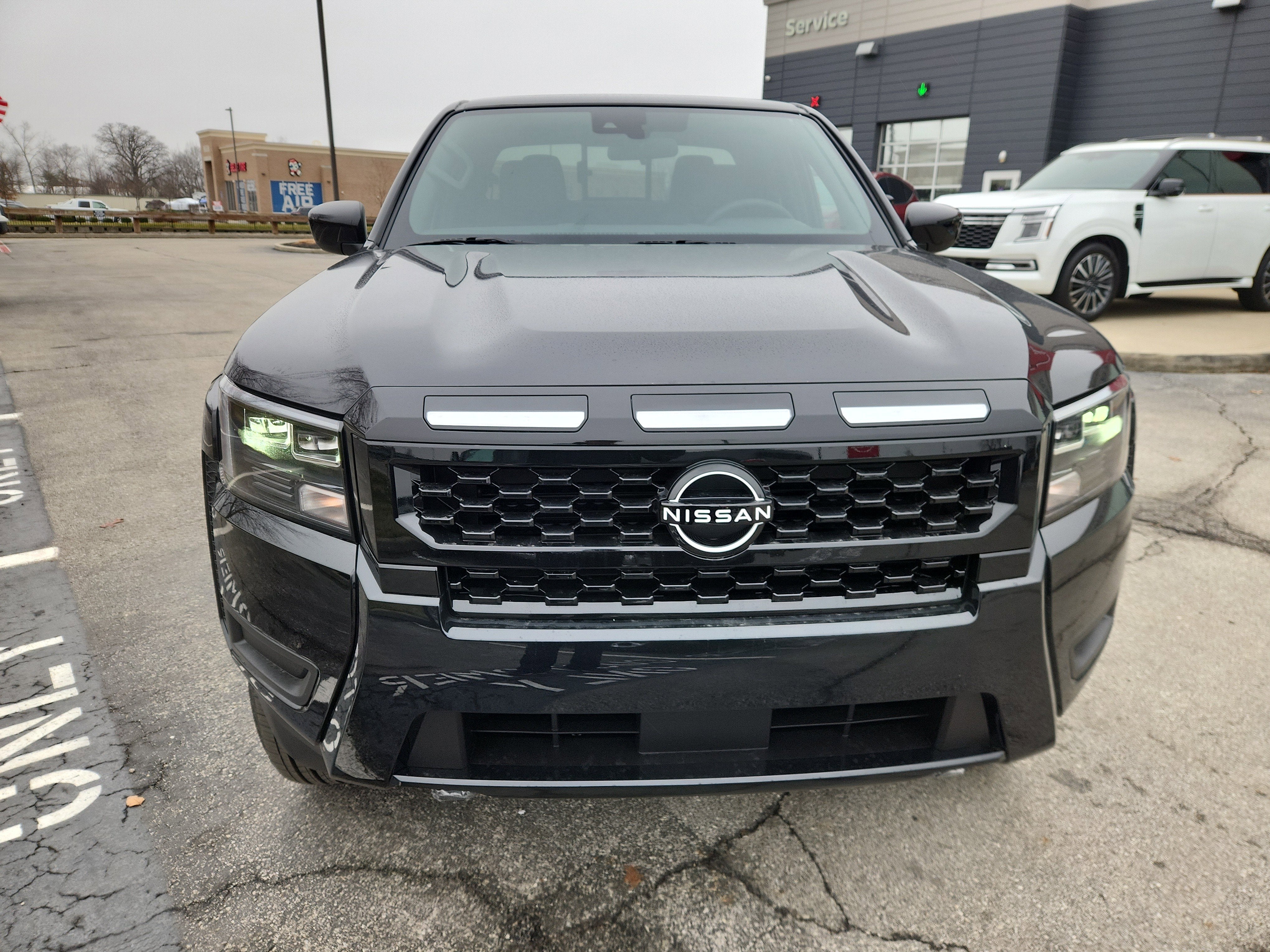 2026 Nissan Frontier SV