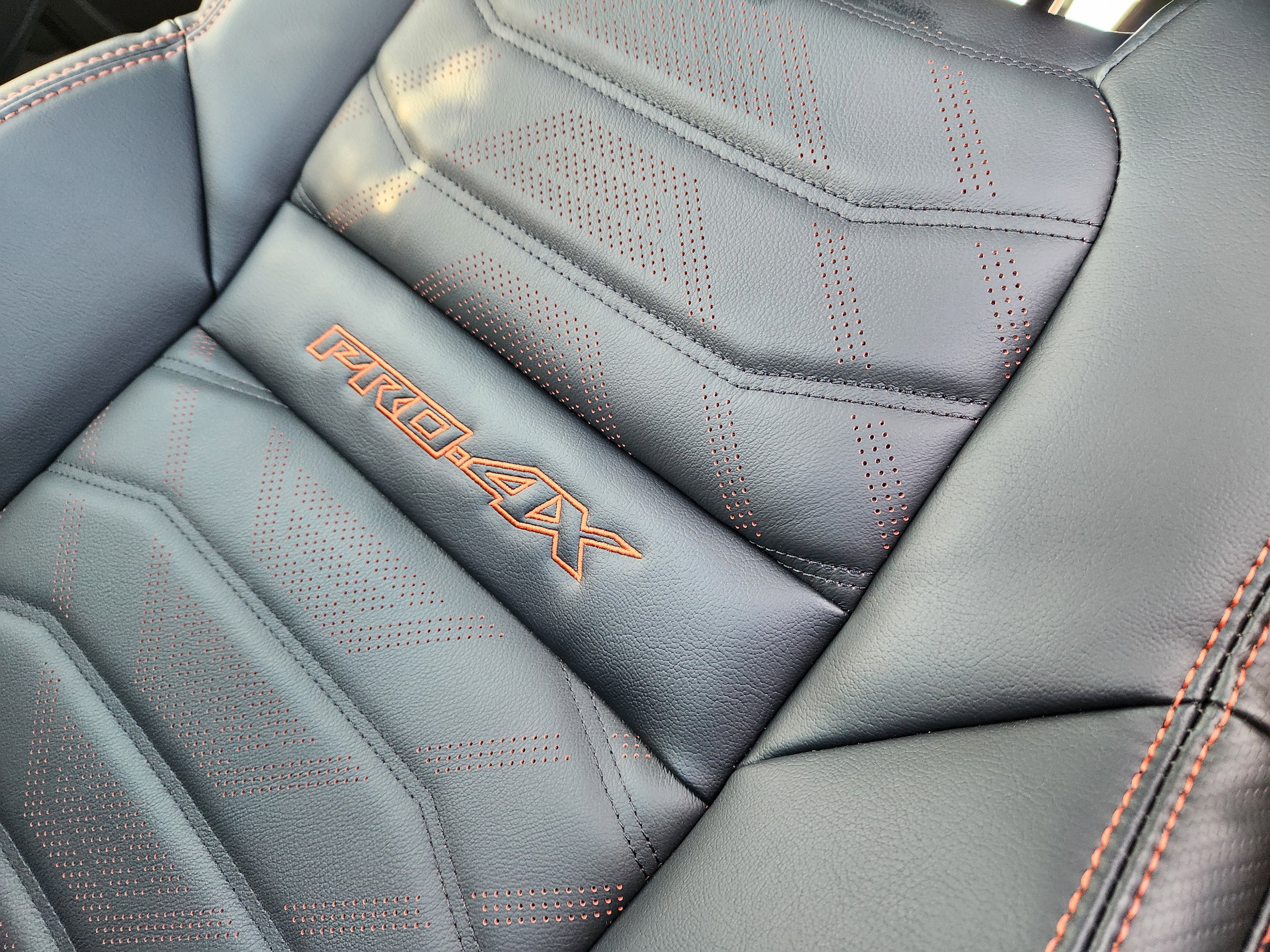 2026 Nissan Frontier PRO-4X w/R Package