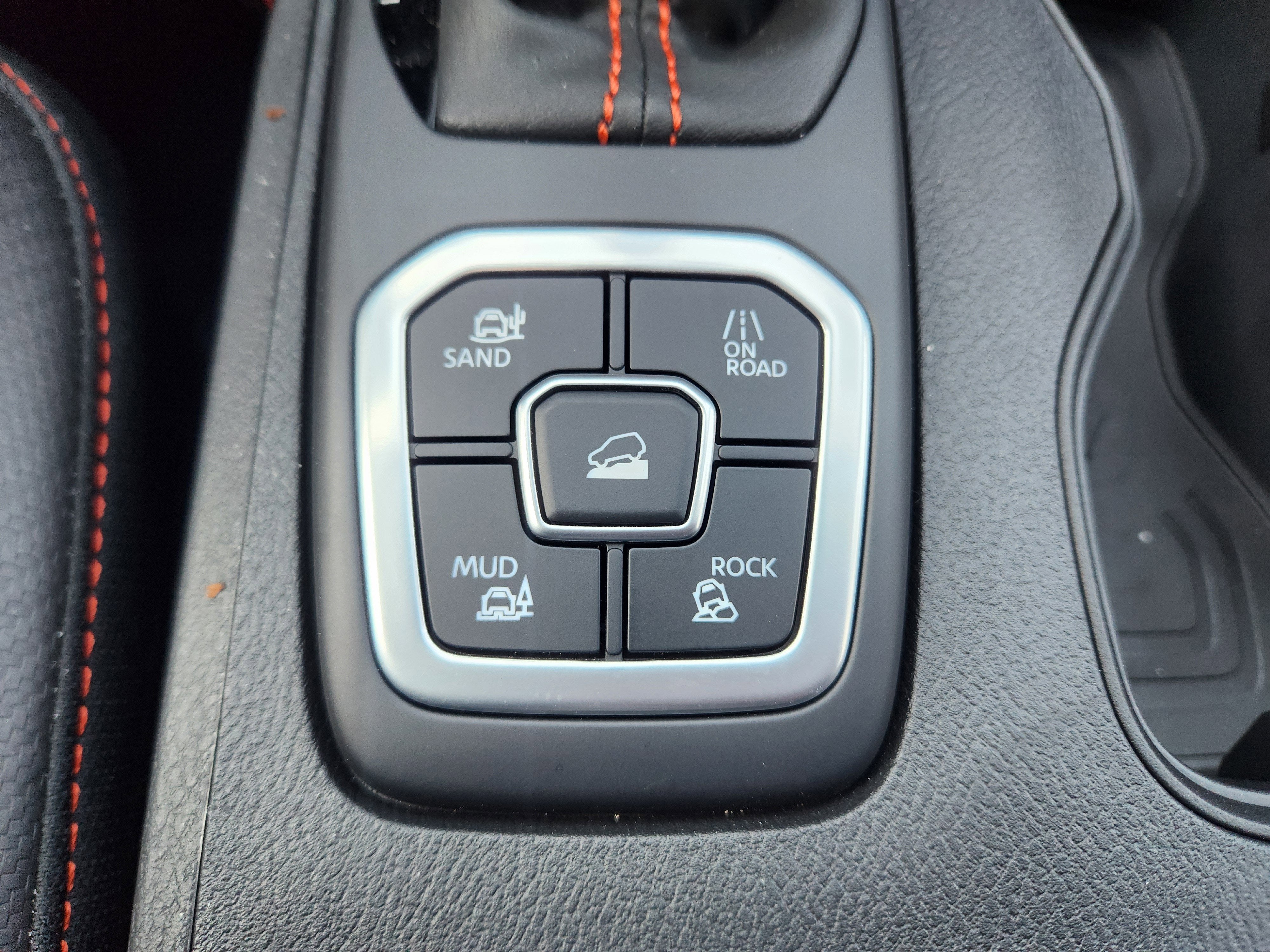 2026 Nissan Frontier PRO-4X w/R Package