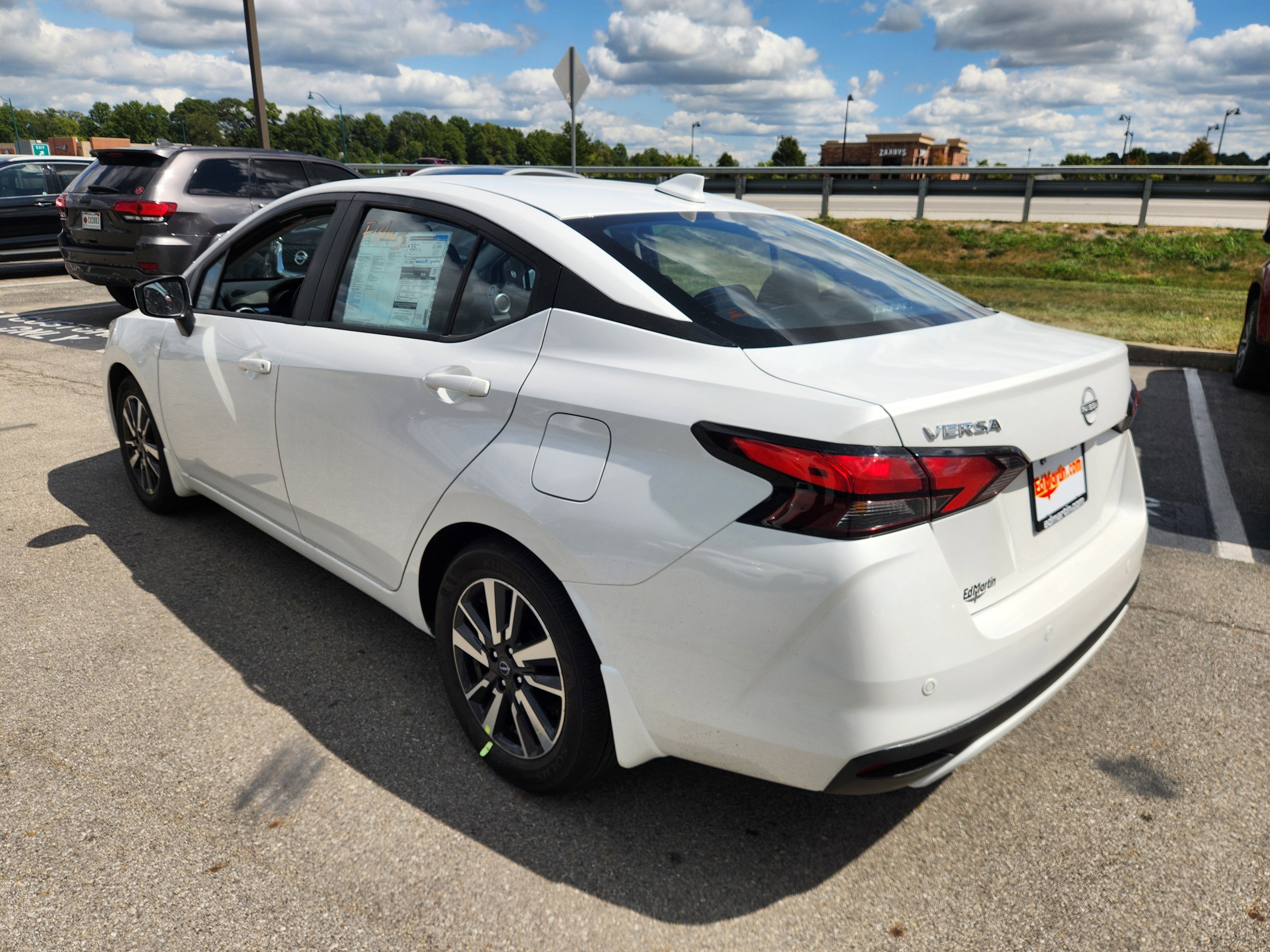 2025 Nissan Versa SV