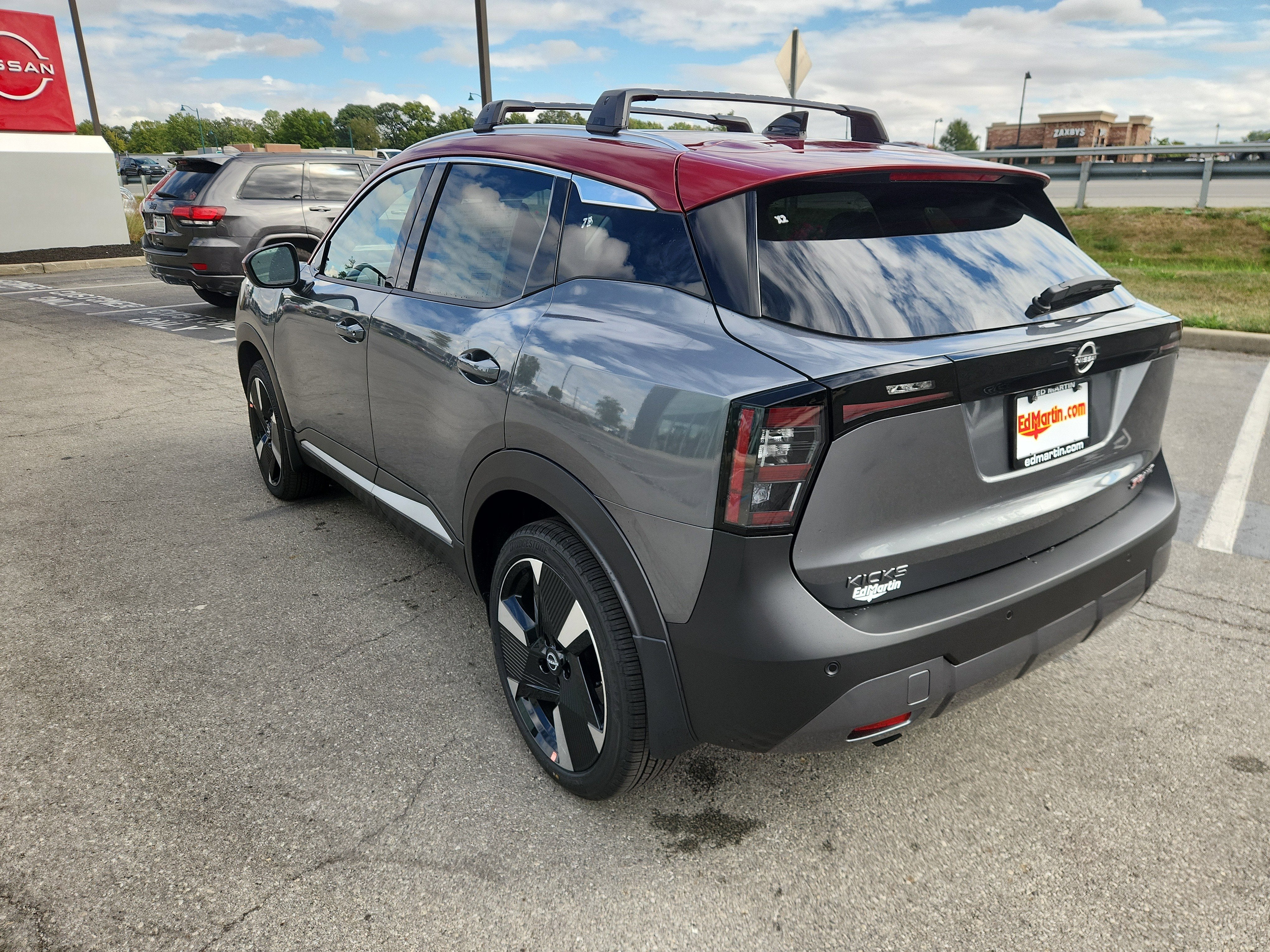 2026 Nissan Kicks SR