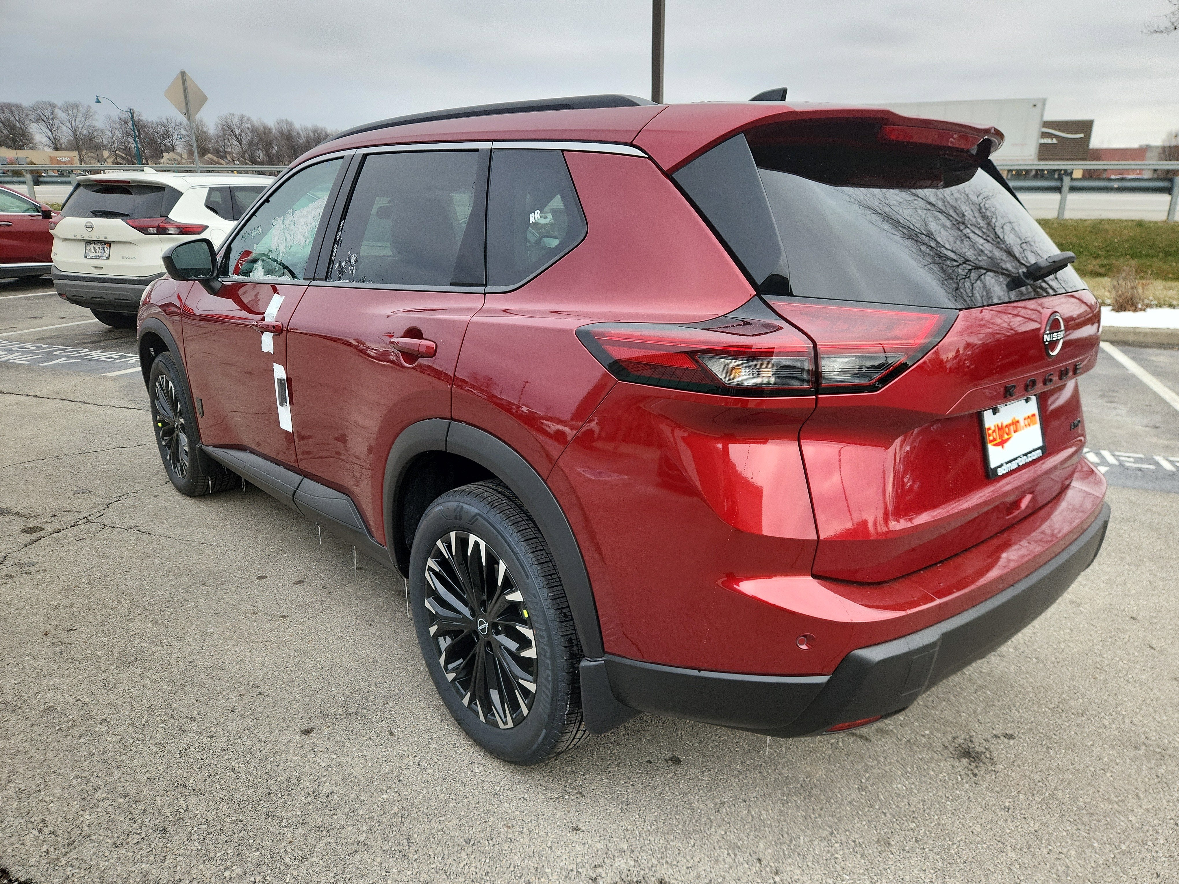 2026 Nissan Rogue Dark Armor