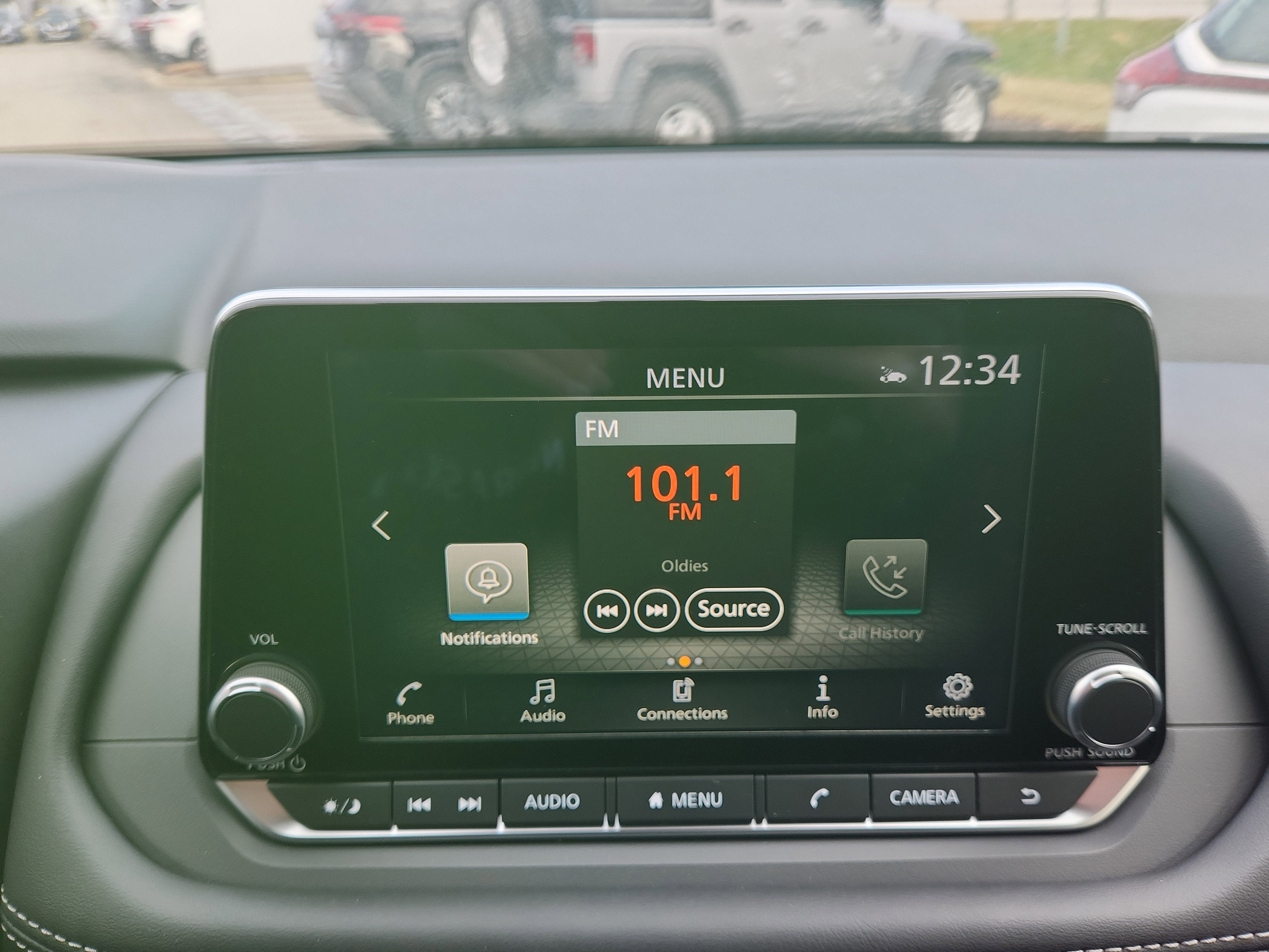 2026 Nissan Rogue SV