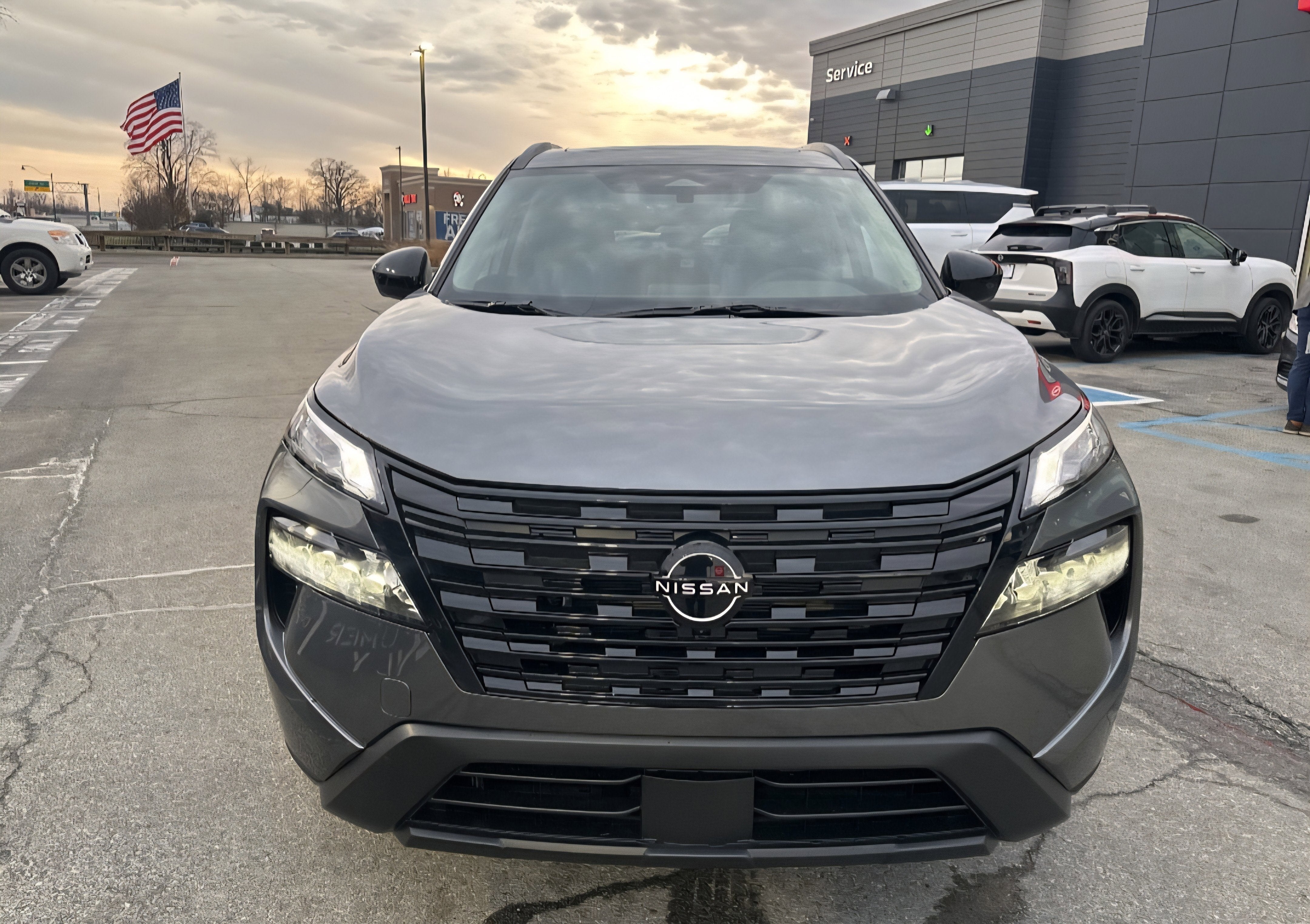 2026 Nissan Rogue Dark Armor