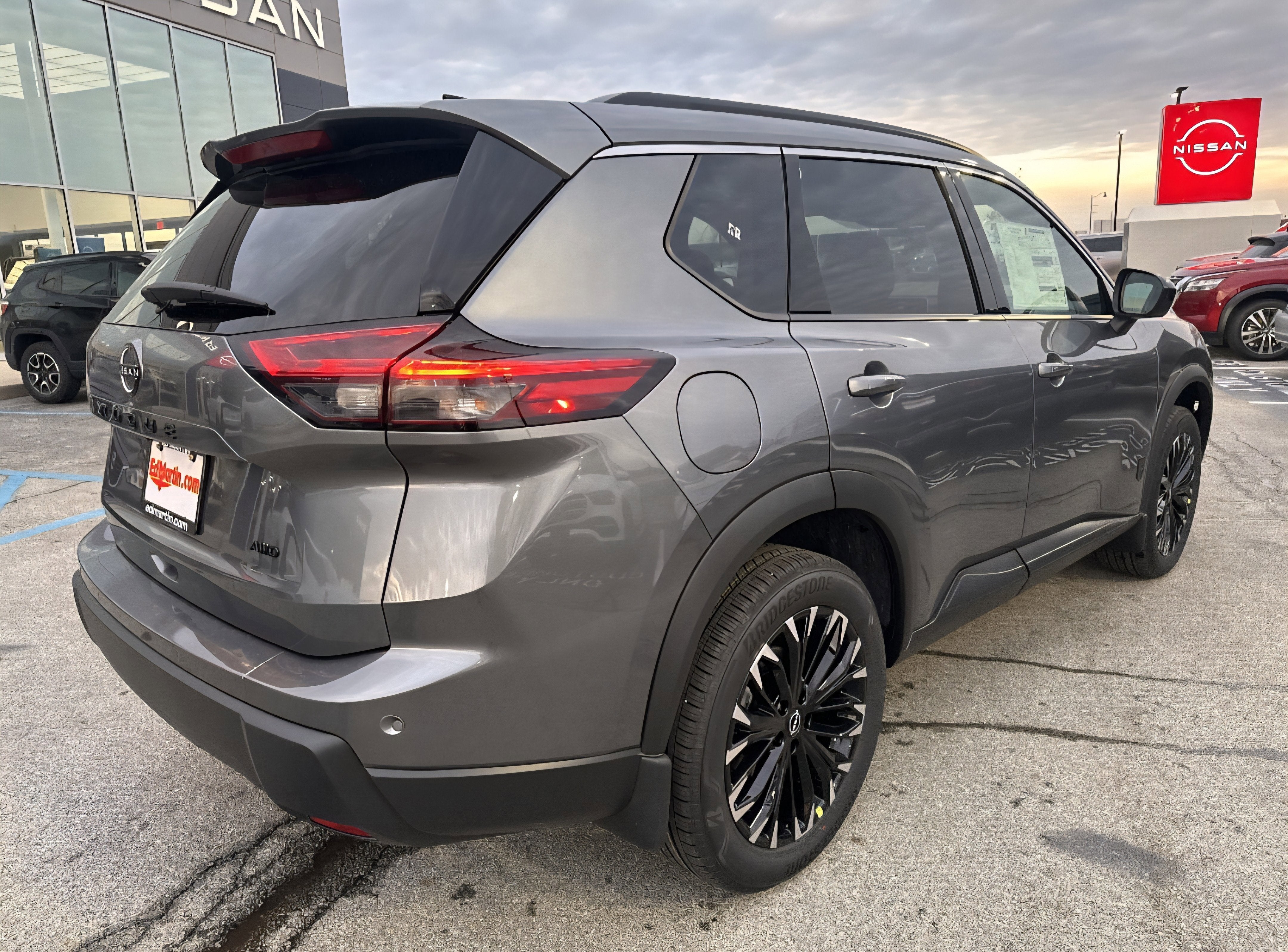 2026 Nissan Rogue Dark Armor