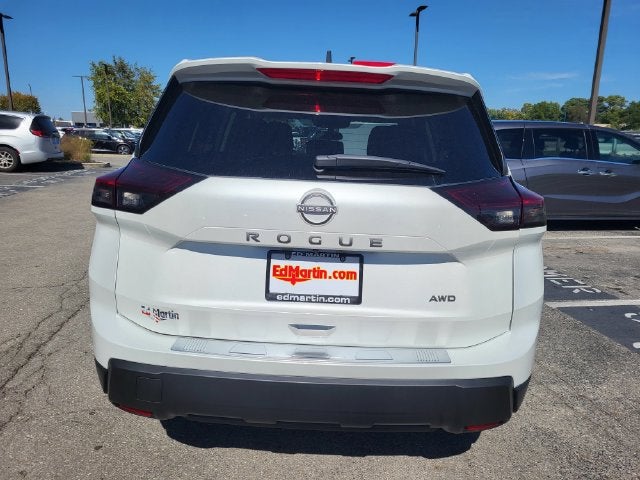 2027 Nissan Rogue SV