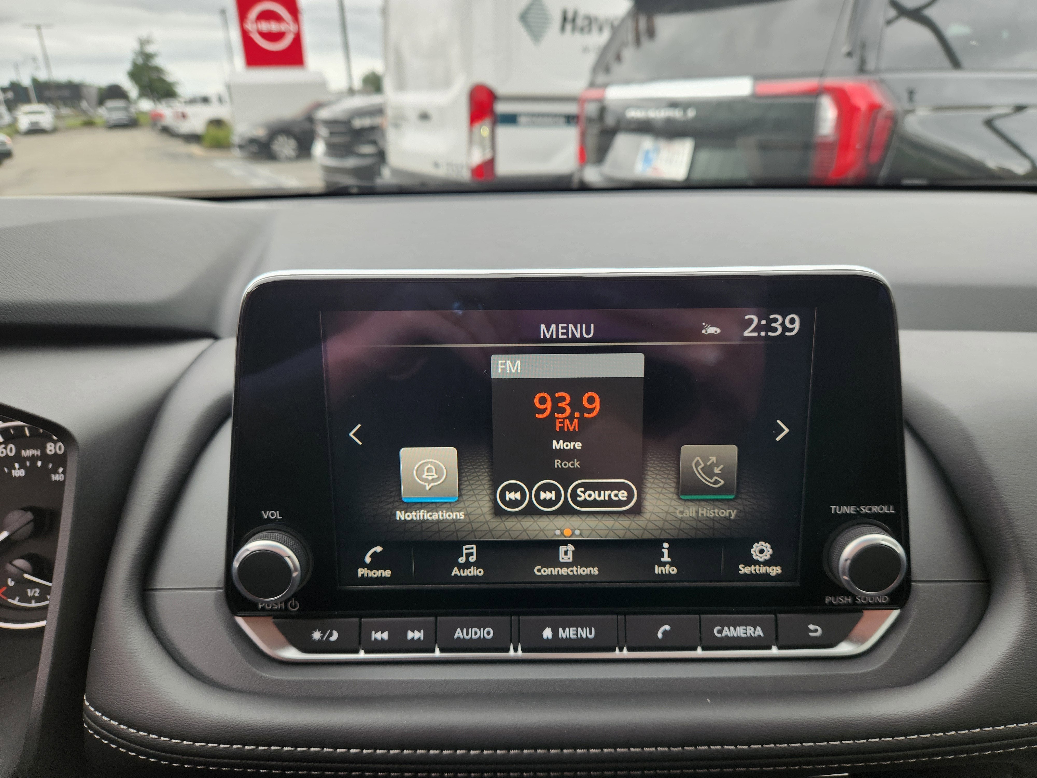 2026 Nissan Rogue SV