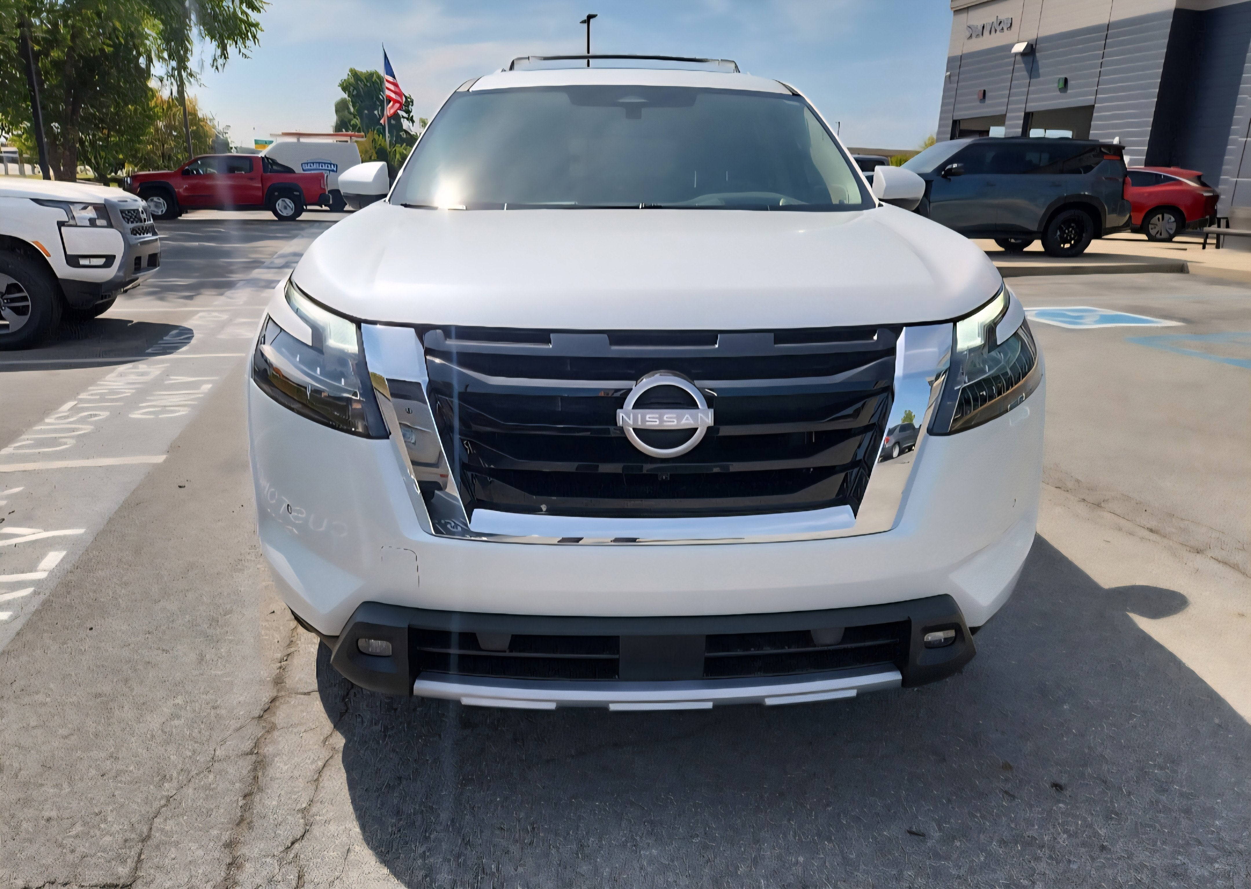 2025 Nissan Pathfinder Platinum