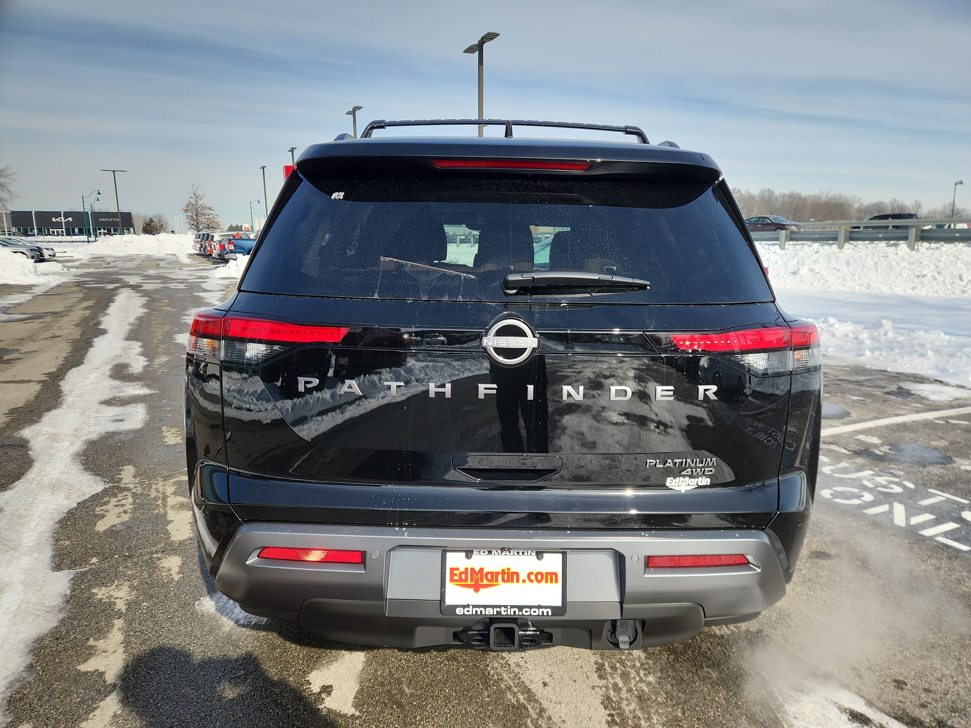 2026 Nissan Pathfinder Platinum