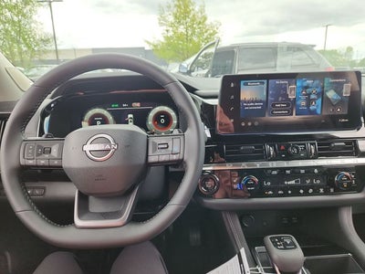 2026 Nissan Pathfinder Platinum