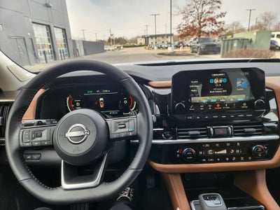 2025 Nissan Pathfinder Platinum