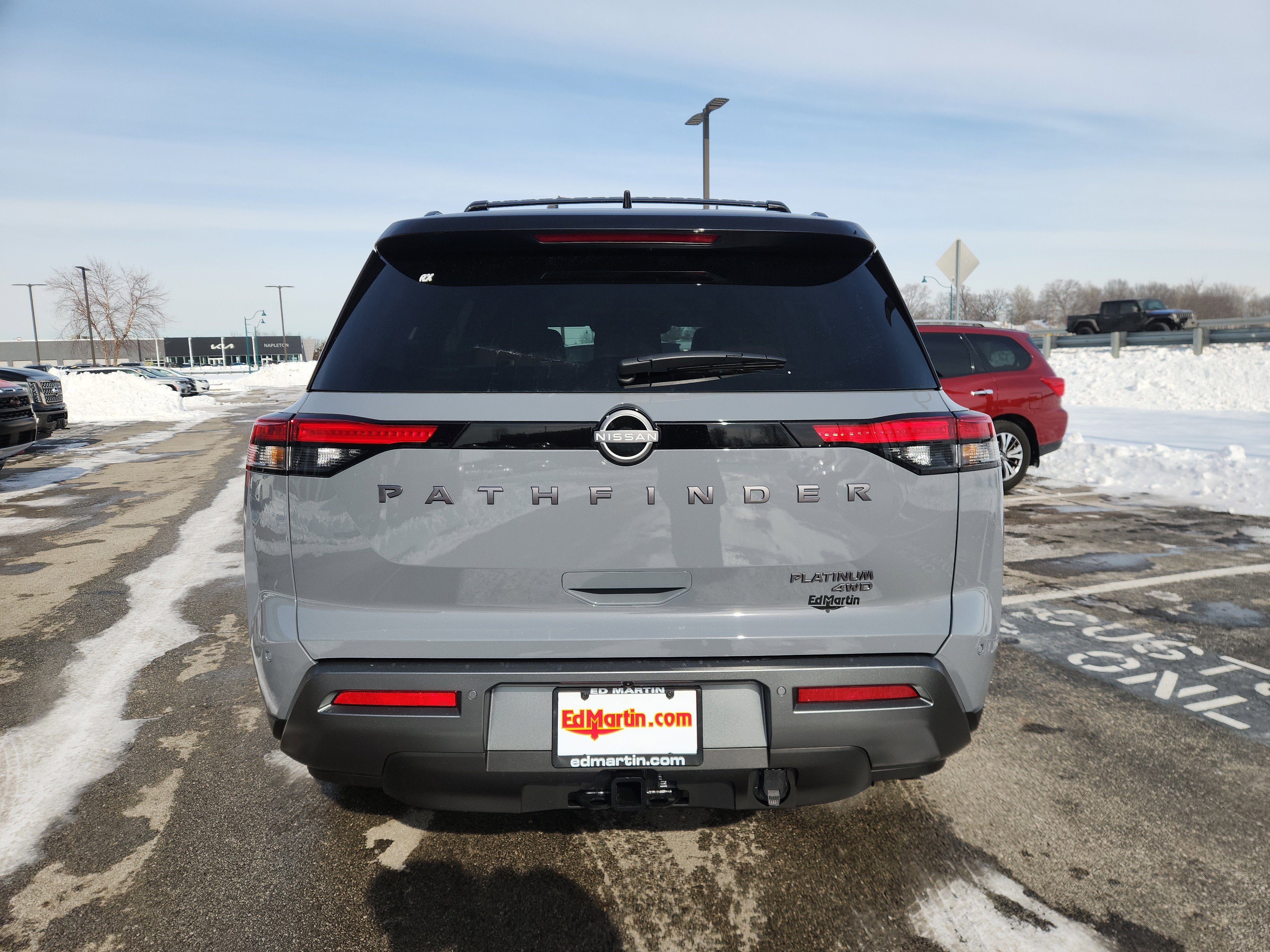 2026 Nissan Pathfinder Platinum