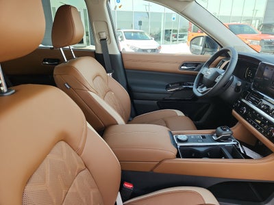 2026 Nissan Pathfinder Platinum