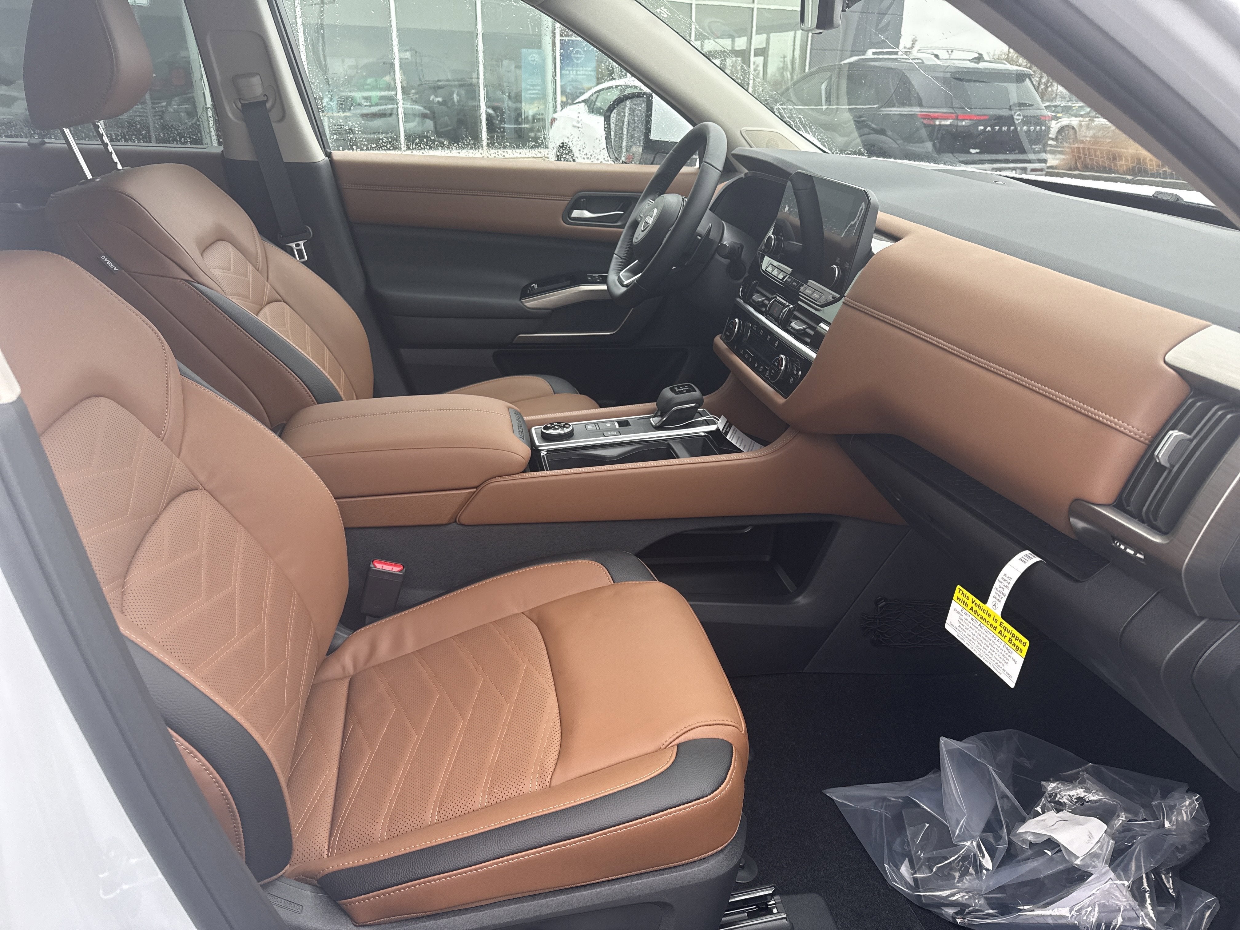 2025 Nissan Pathfinder Platinum