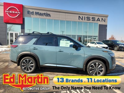 2026 Nissan Pathfinder Platinum