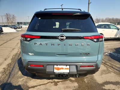 2026 Nissan Pathfinder Platinum