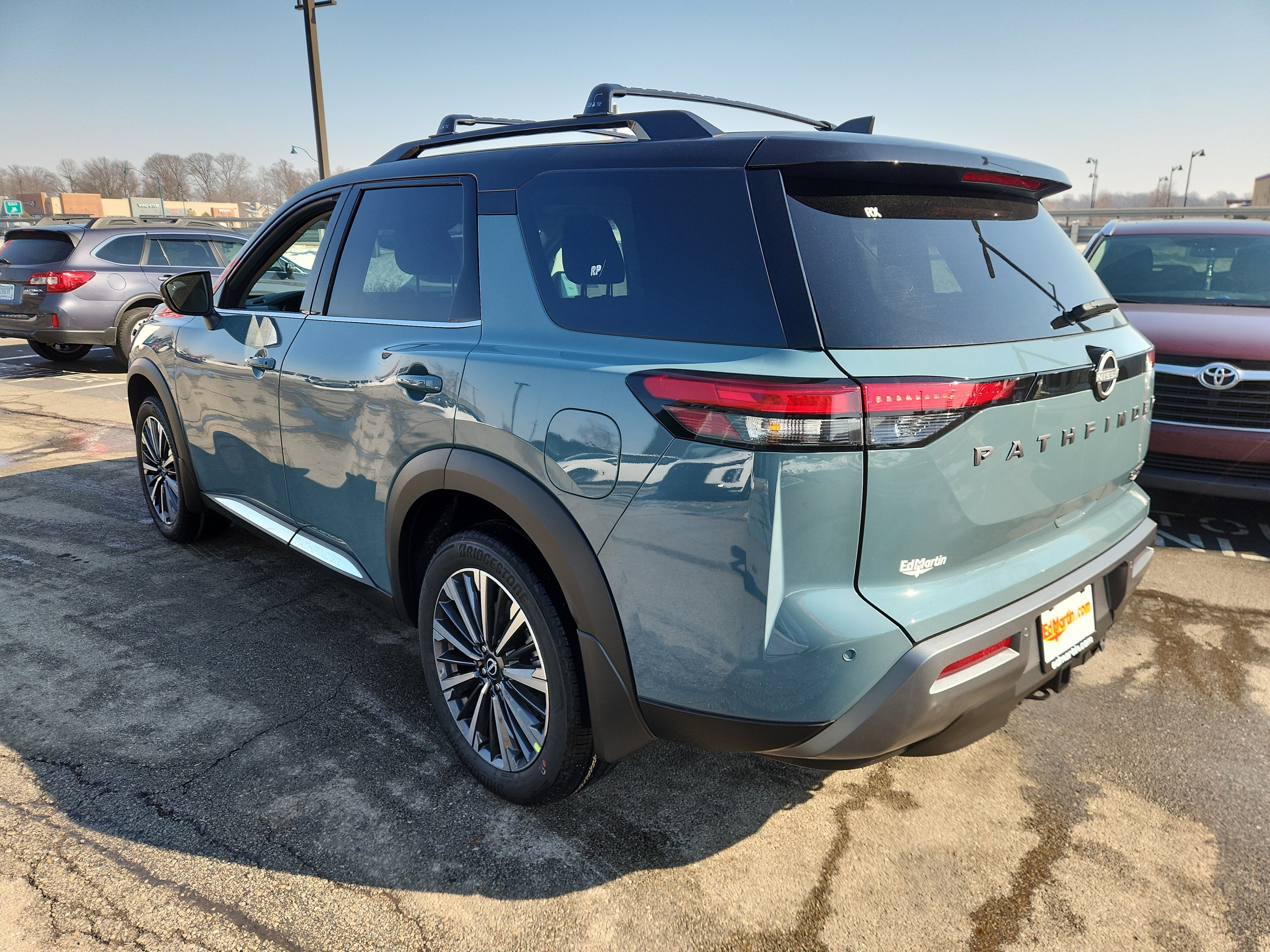 2026 Nissan Pathfinder Platinum