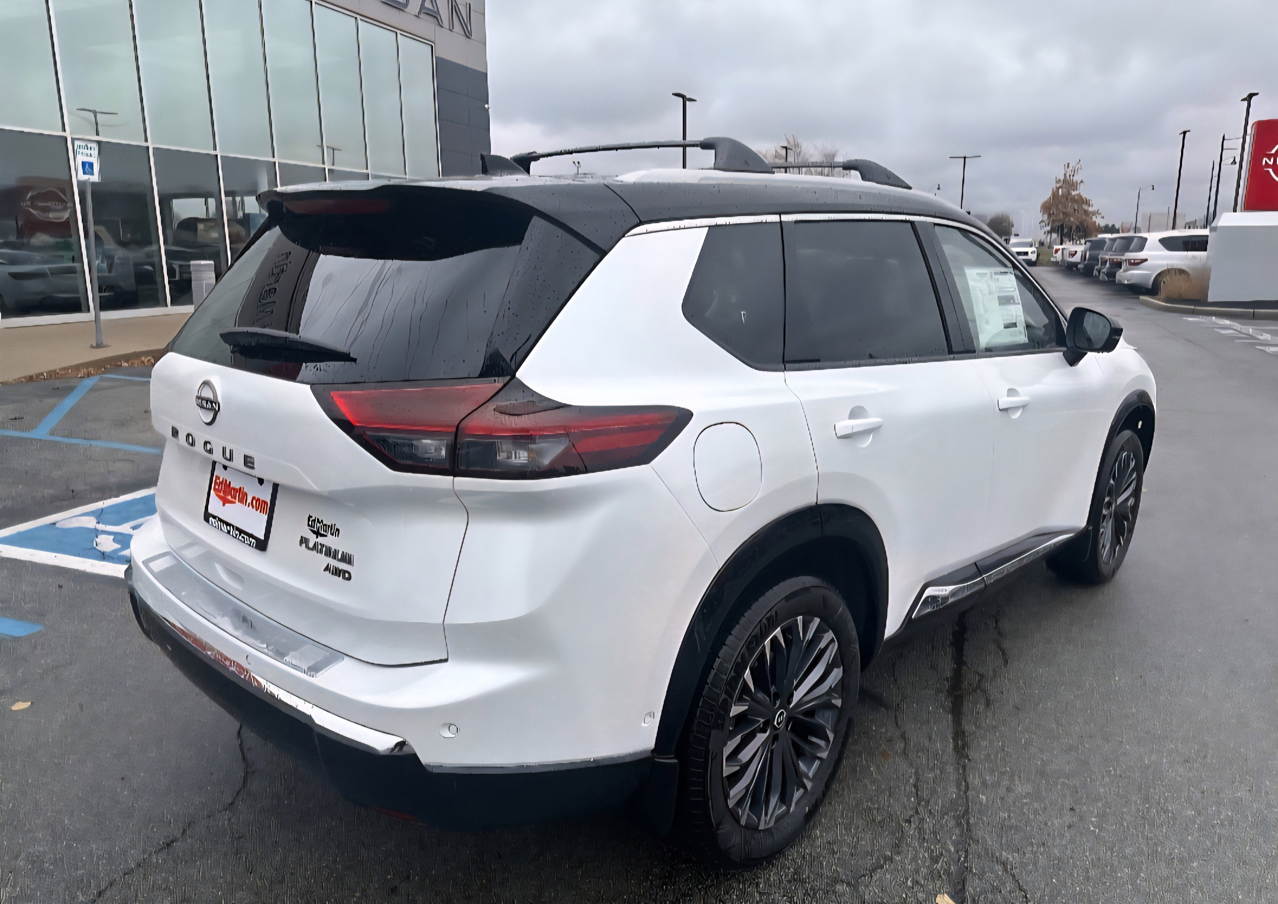 2026 Nissan Rogue Platinum