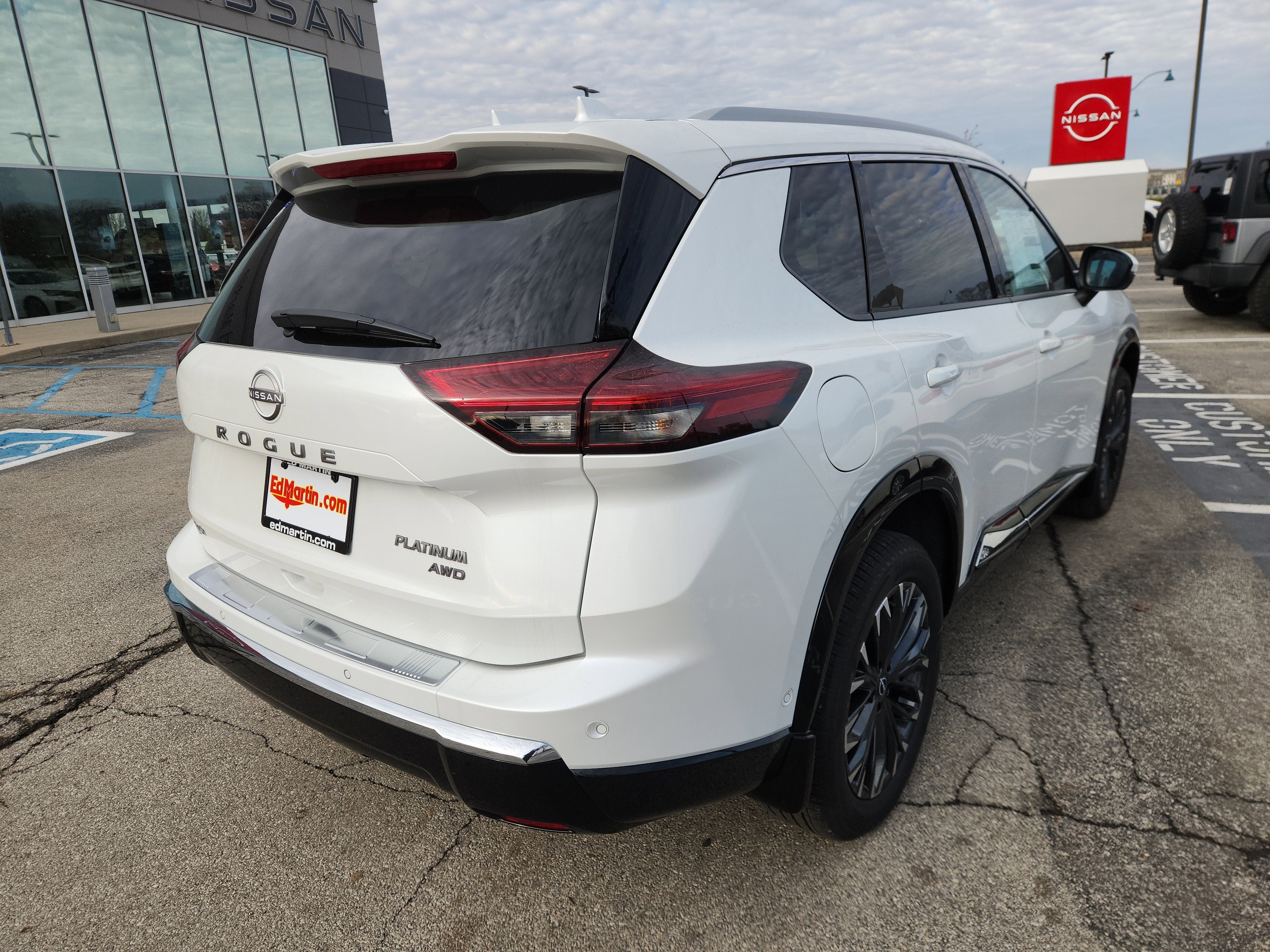 2026 Nissan Rogue Platinum